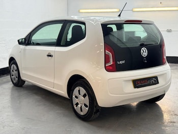 Used Volkswagen up! 2014 for sale - 76312389: Photo 2