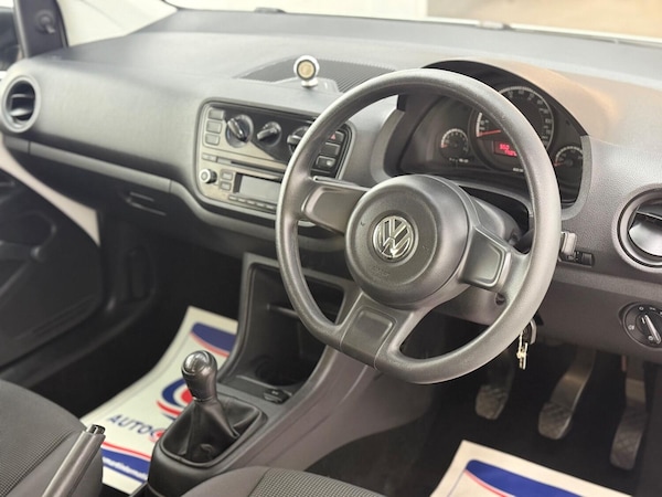 Used Volkswagen up! 2014 for sale - 76312389: Photo 6