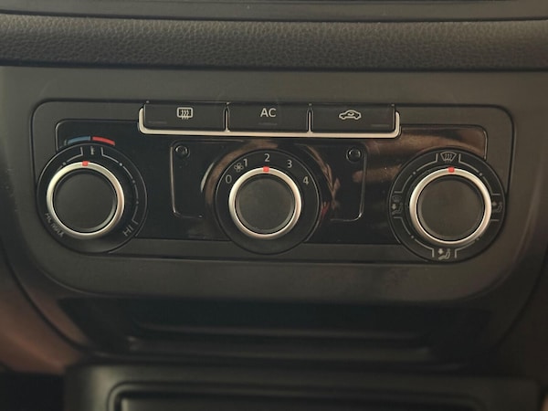 Used Volkswagen Golf Plus 2012 for sale - 75144519: Photo 9