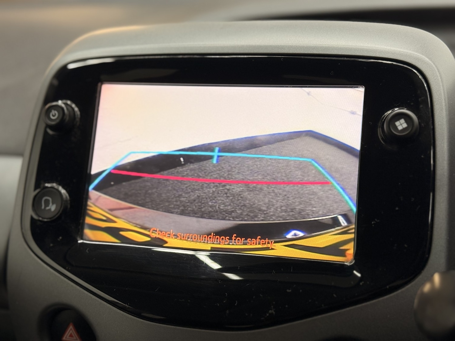 Used Toyota AYGO 2018 for sale - 77162168: Photo 12