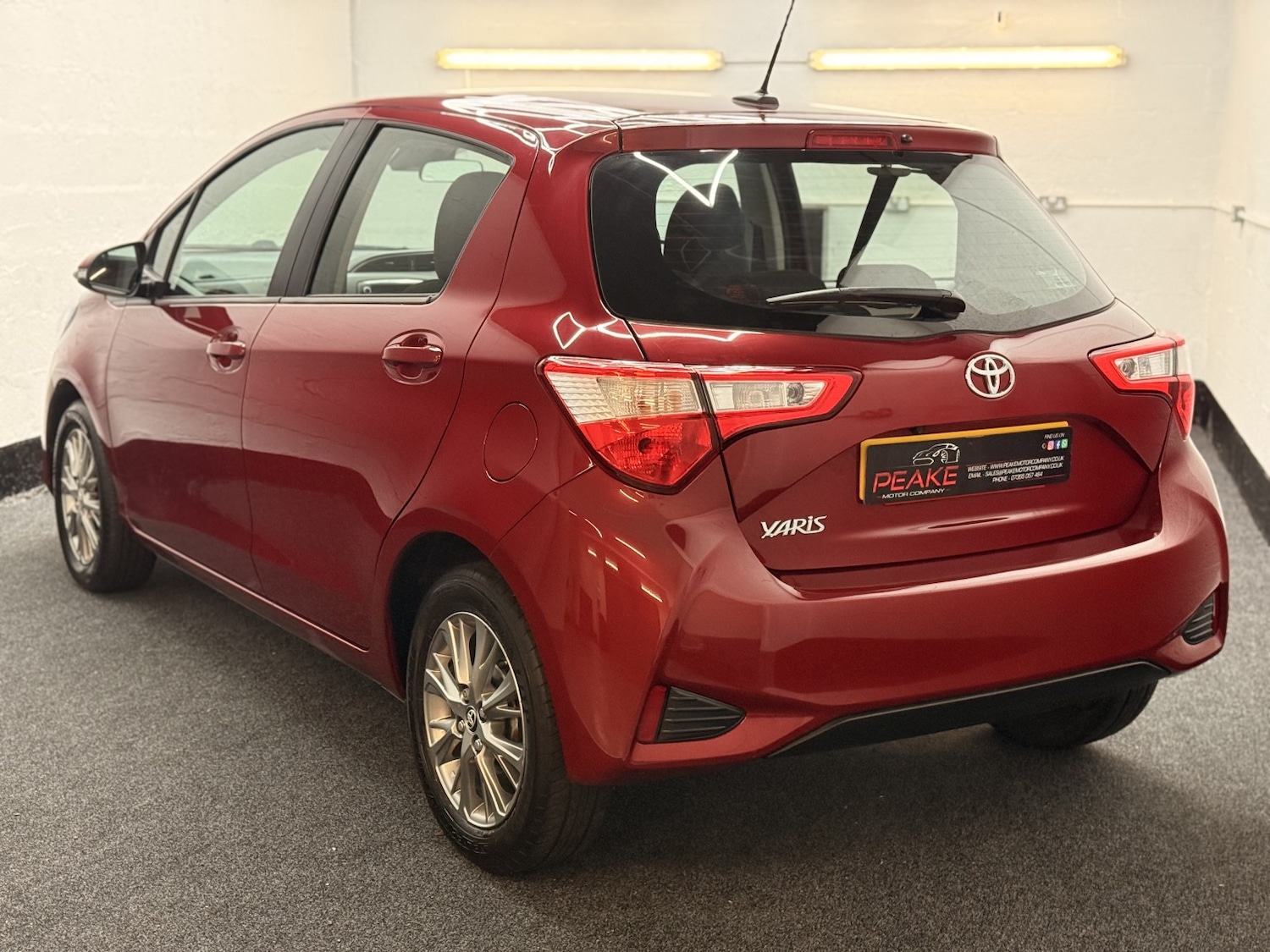 Used Toyota Yaris 2020 for sale - 77228203: Photo 2