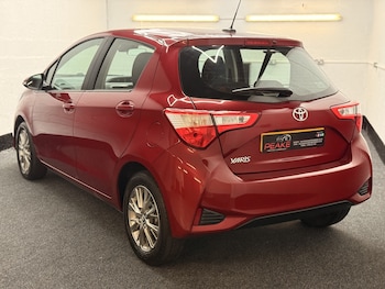 Used Toyota Yaris 2020 for sale - 77228203: Photo