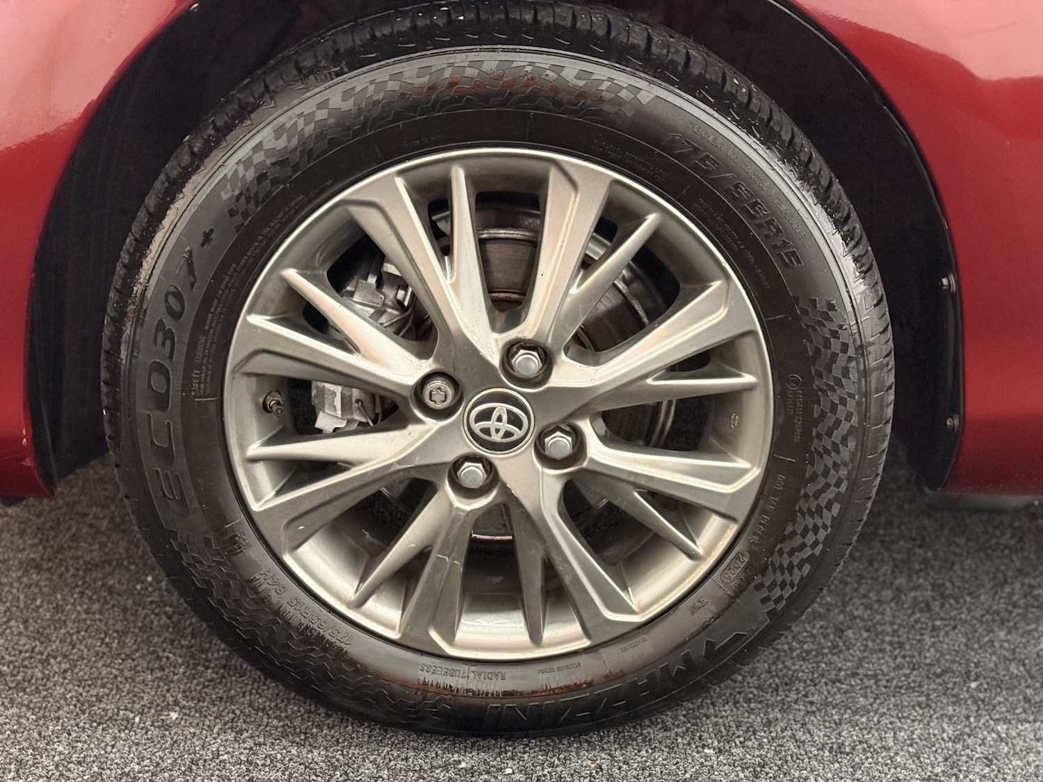 Used Toyota Yaris 2020 for sale - 77228203: Photo 46