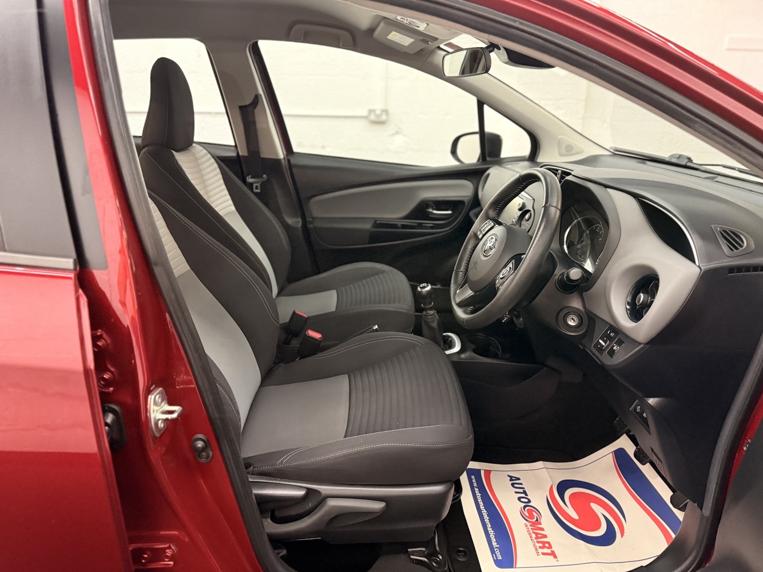 Used Toyota Yaris 2020 for sale - 77228203: Photo 5