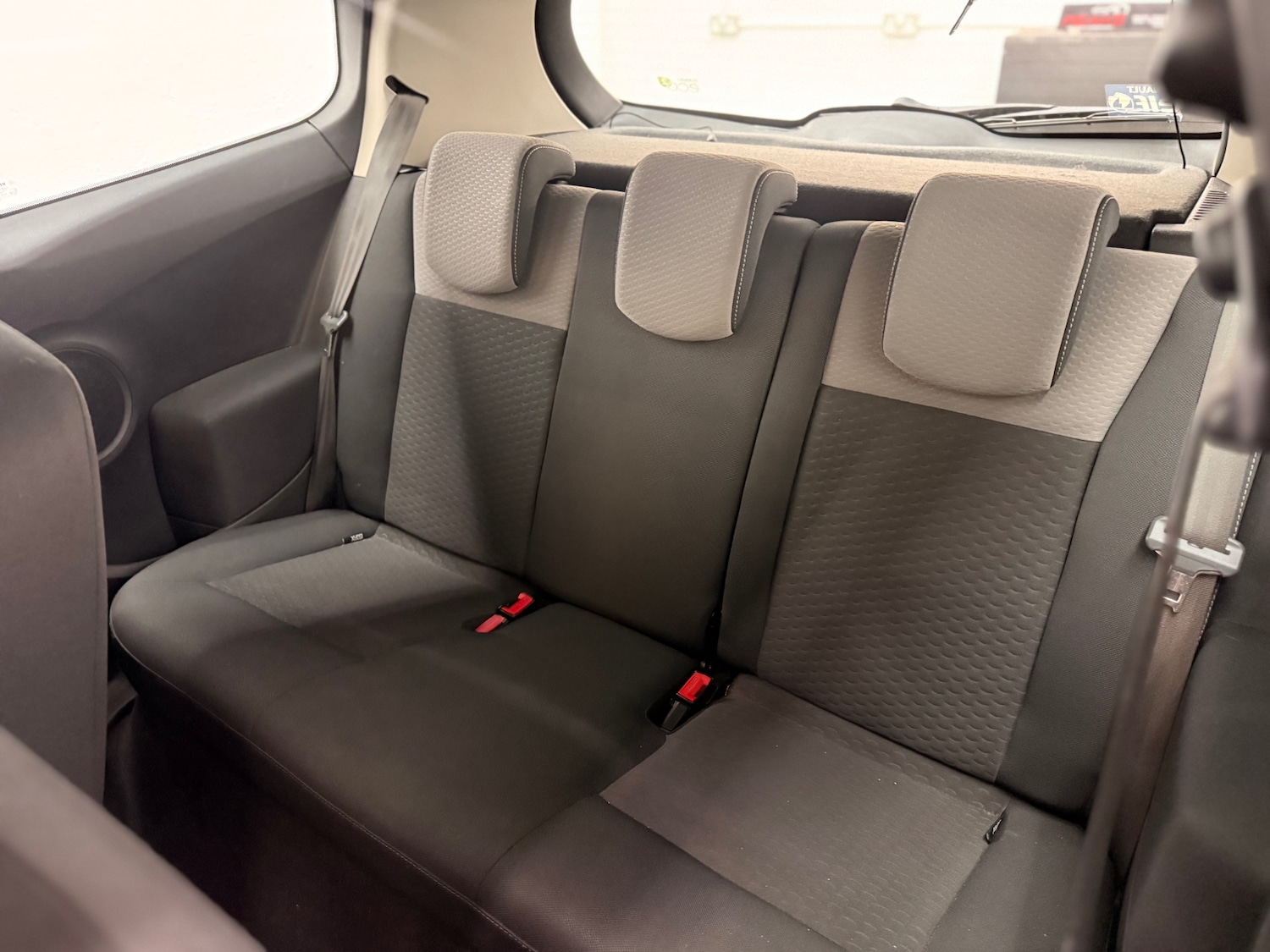 Used Renault Clio 2010 for sale - 77329206: Photo 13