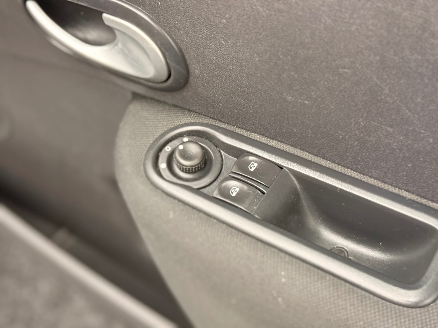 Used Renault Clio 2010 for sale - 77329206: Photo 18