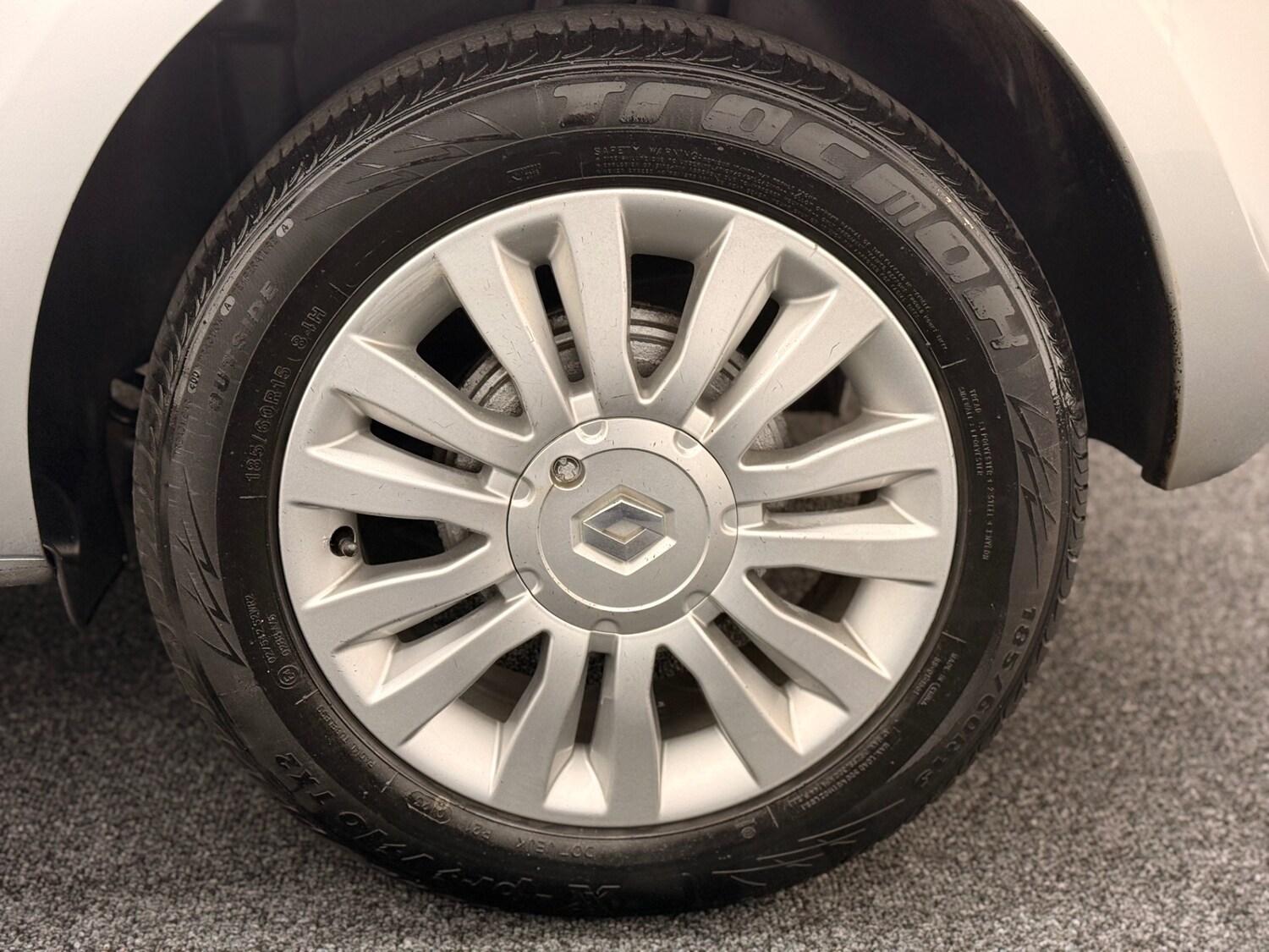 Used Renault Clio 2010 for sale - 77329206: Photo 27