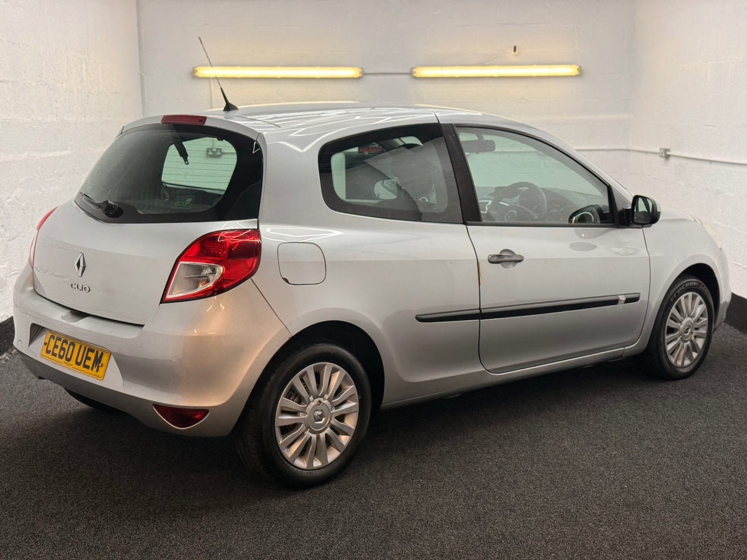 Used Renault Clio 2010 for sale - 77329206: Photo 9