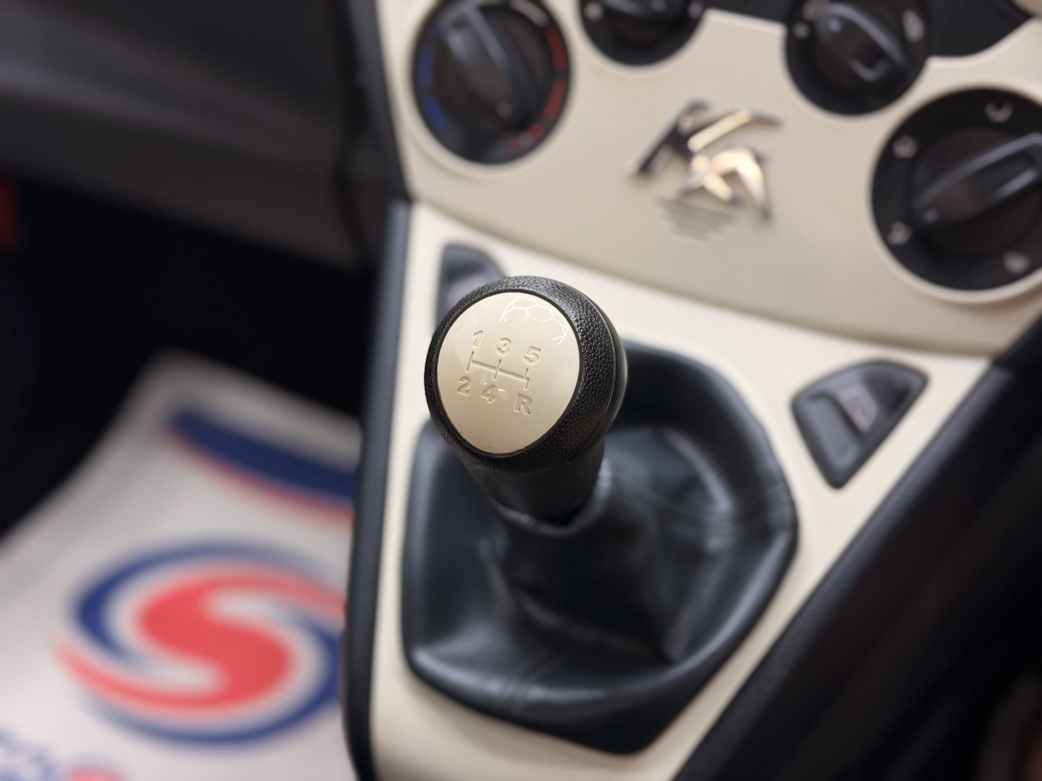 Used Ford Ka 2013 for sale - 77931242: Photo 12