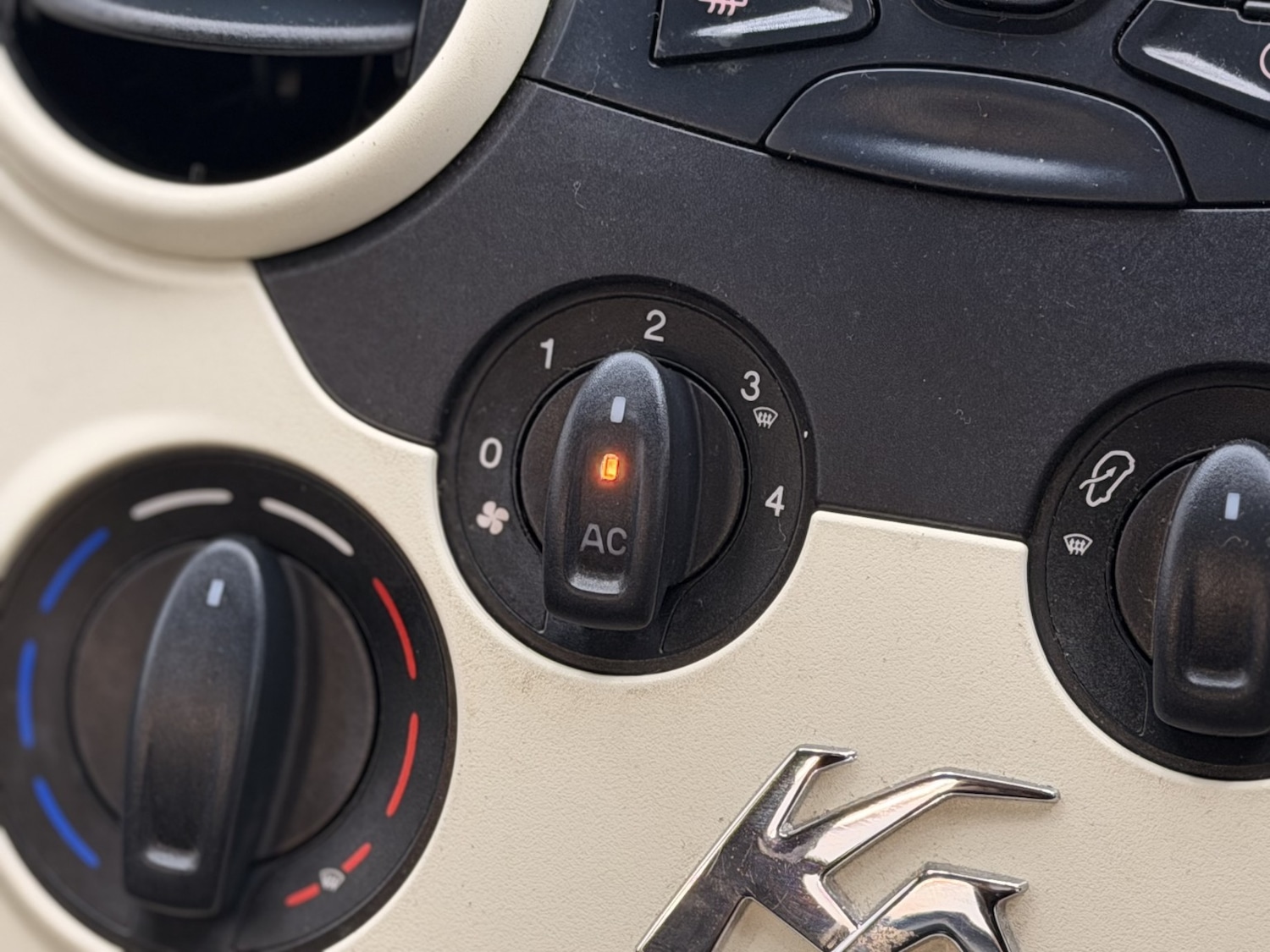 Used Ford Ka 2013 for sale - 77931242: Photo 26