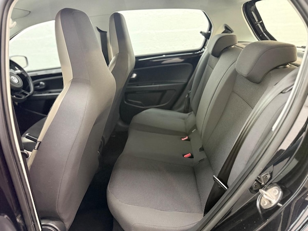 Used Volkswagen up! 2014 for sale - 76198237: Photo 25