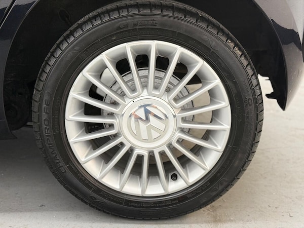 Used Volkswagen up! 2014 for sale - 76198237: Photo 38