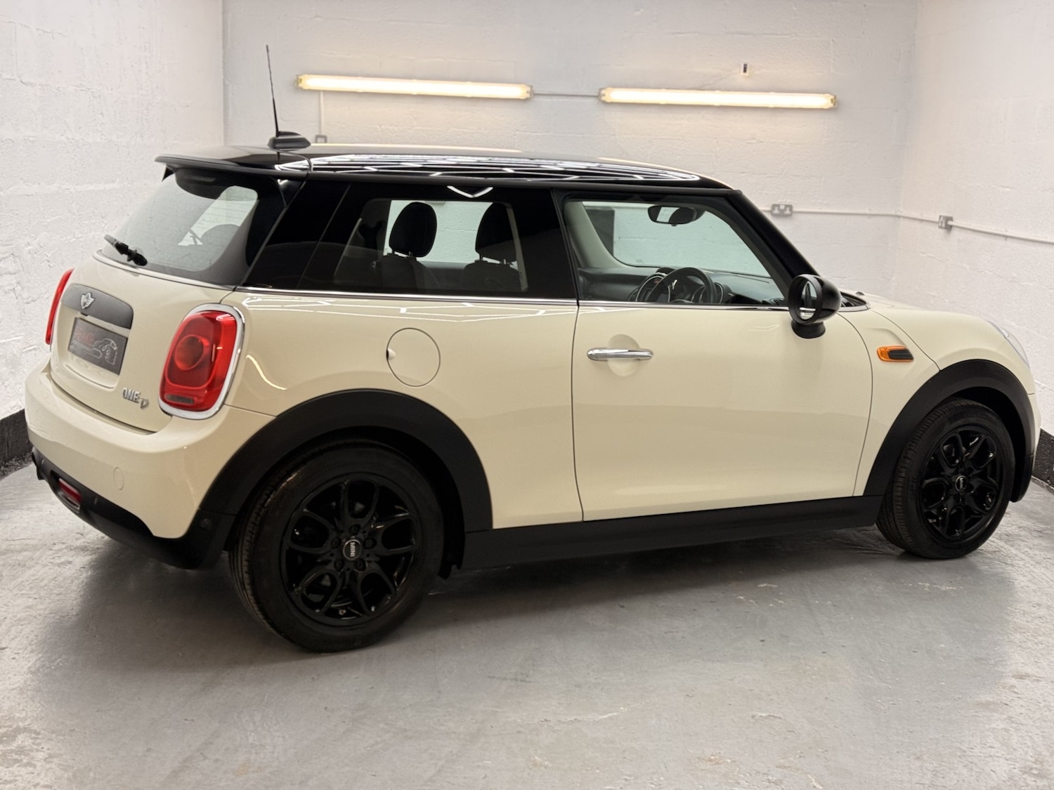 Used MINI Hatch 2017 for sale - 76571216: Photo 11
