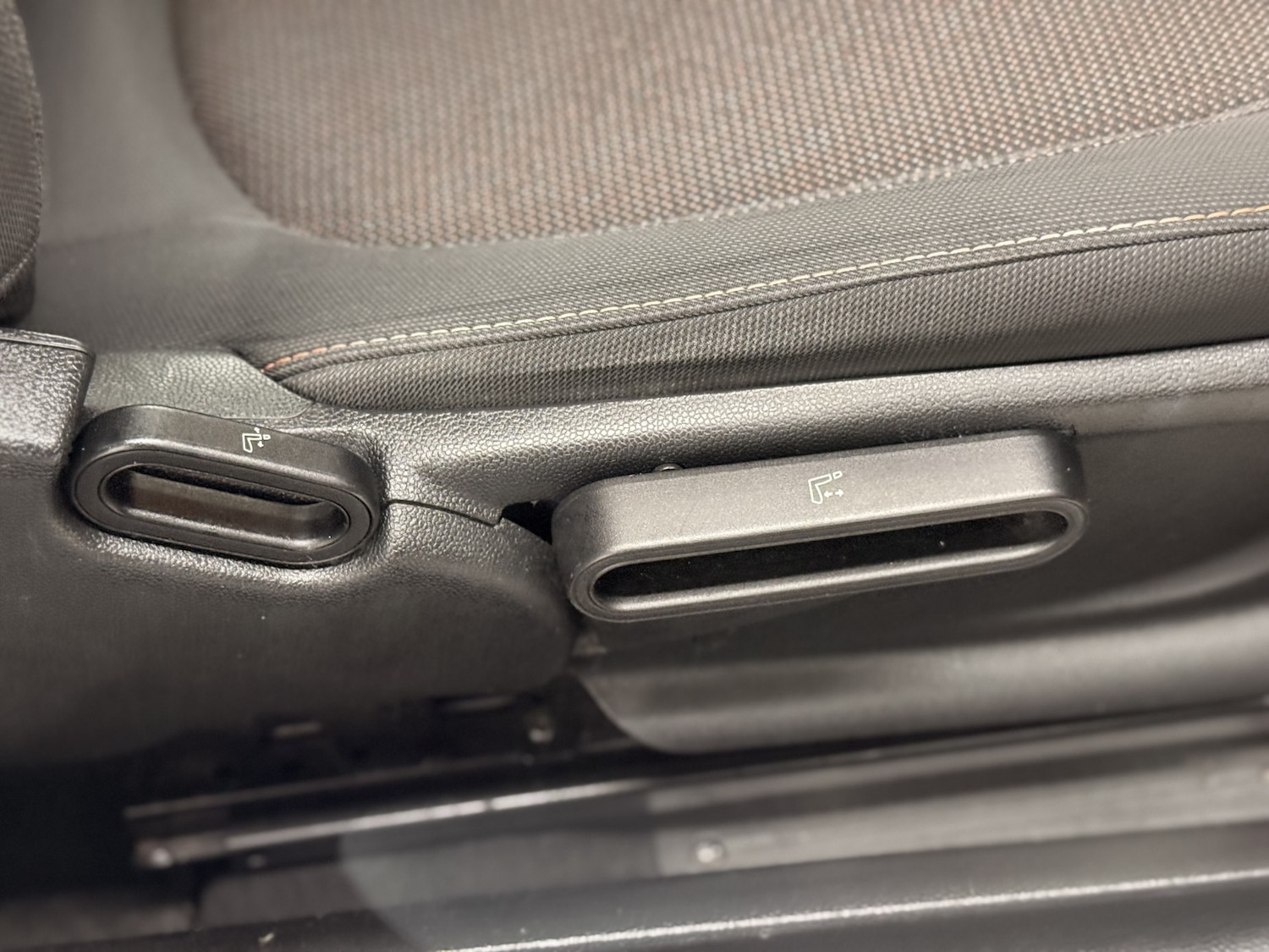 Used MINI Hatch 2017 for sale - 76571216: Photo 21