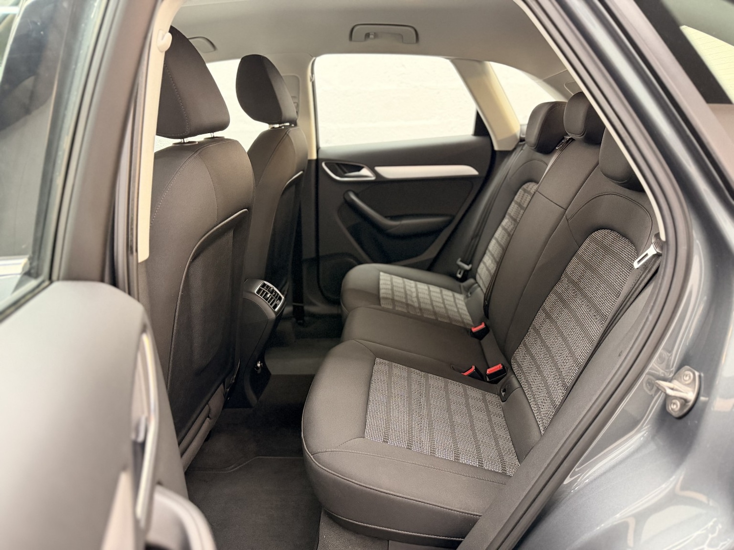 Used Audi Q3 2016 for sale - 77609951: Photo 20