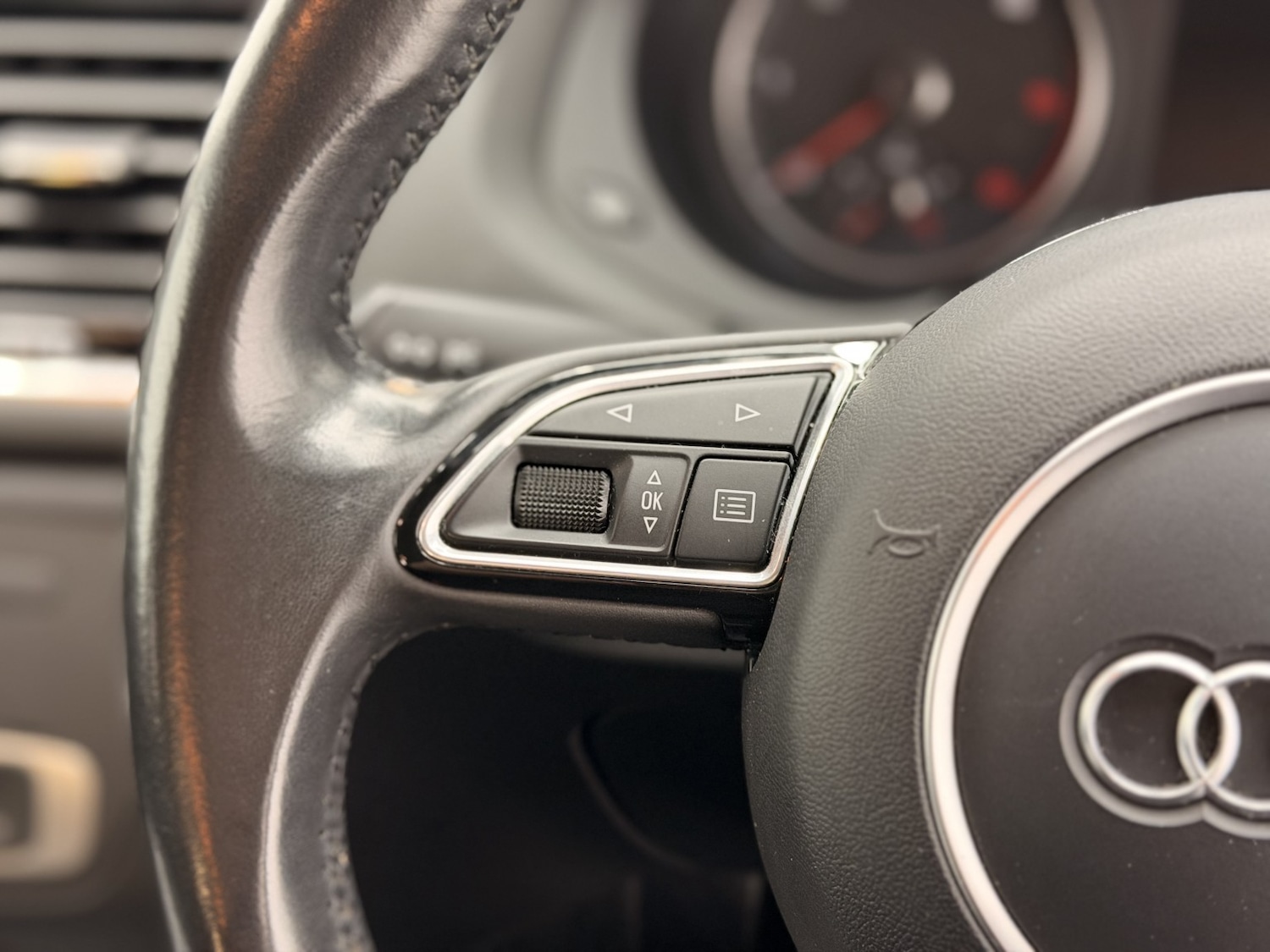 Used Audi Q3 2016 for sale - 77609951: Photo 25