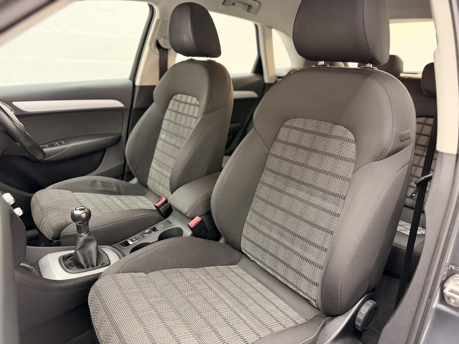 Used Audi Q3 2016 for sale - 77609951: Photo 37