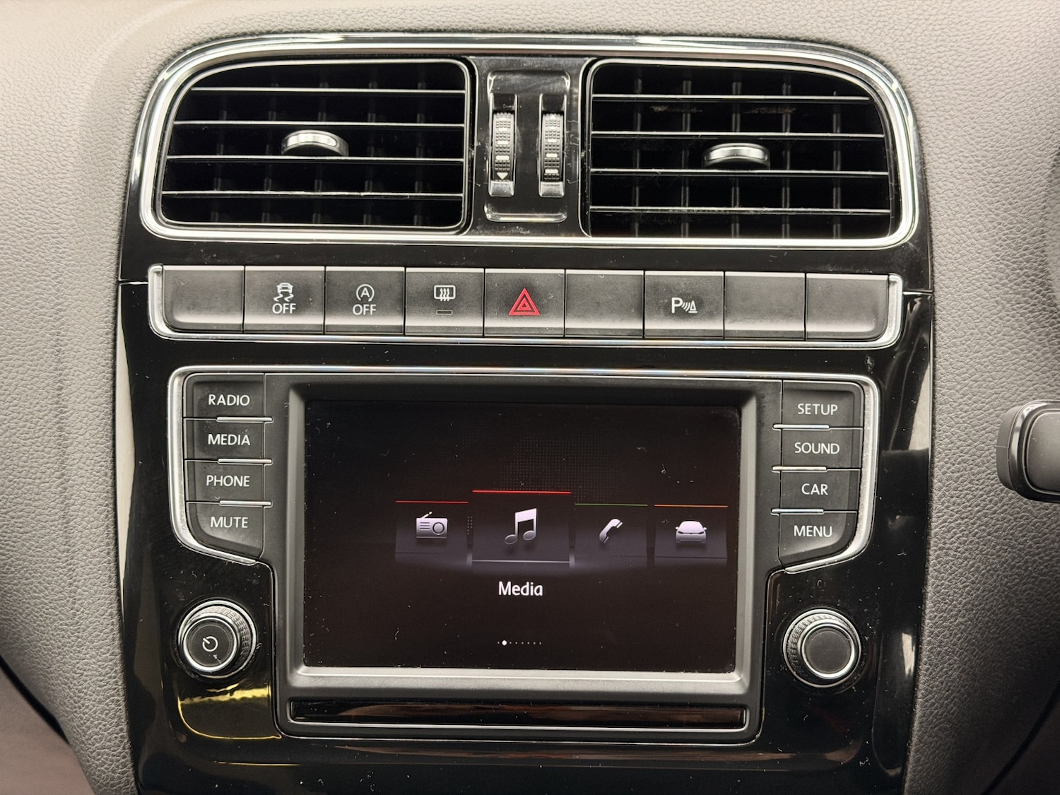 Used Volkswagen Polo 2014 for sale - 77482266: Photo 7