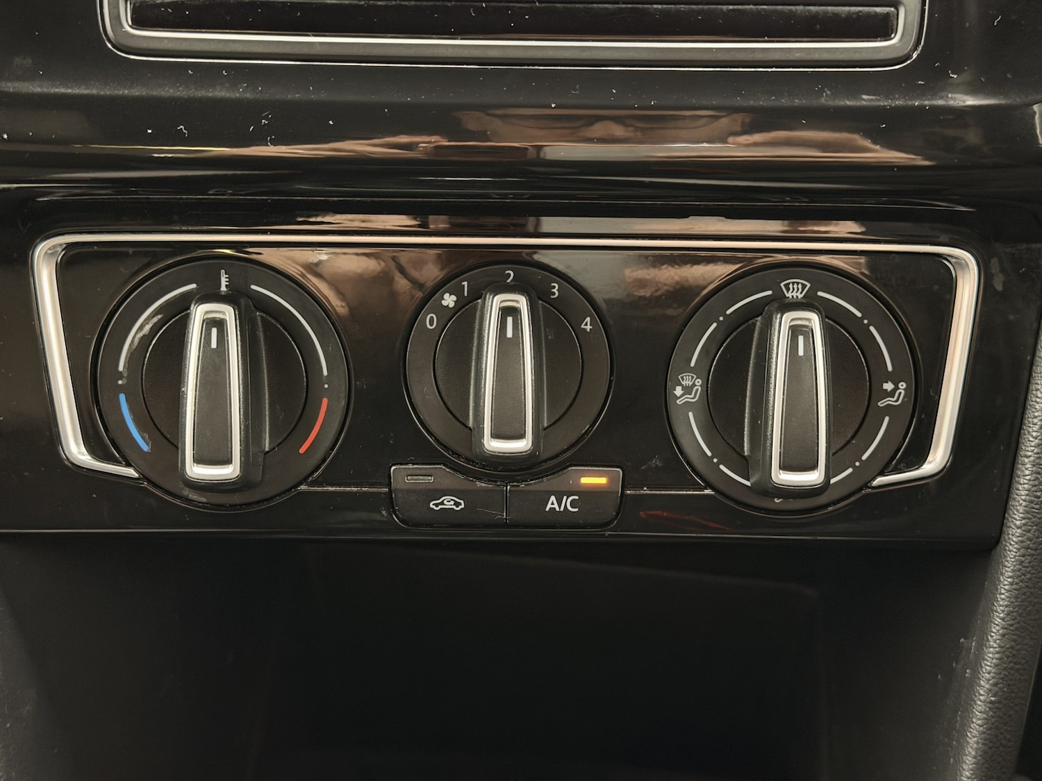 Used Volkswagen Polo 2014 for sale - 77482266: Photo 9