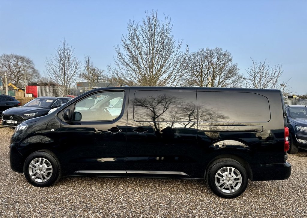 Used Vauxhall Vivaro 2021 for sale - 77681075: Photo 13