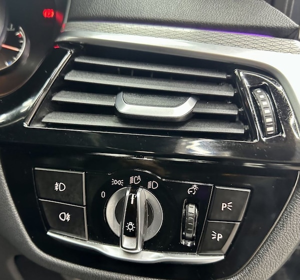 Used BMW 5 Series 2018 for sale - 75610468: Photo 21