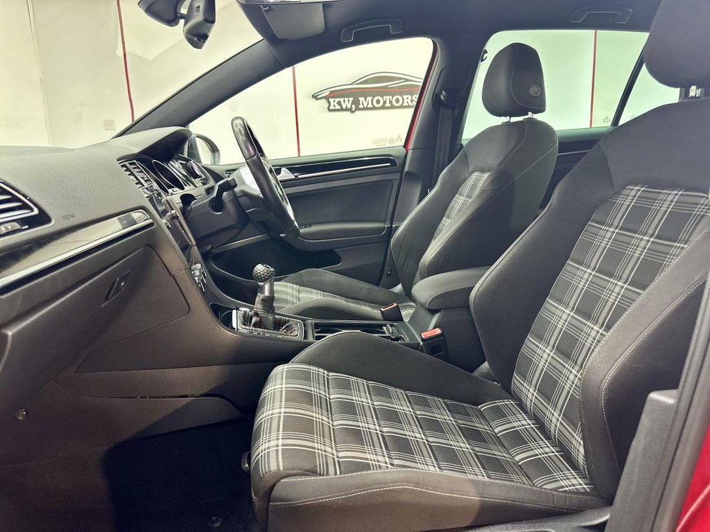 Used Volkswagen Golf 2016 for sale - 76372468: Photo 18