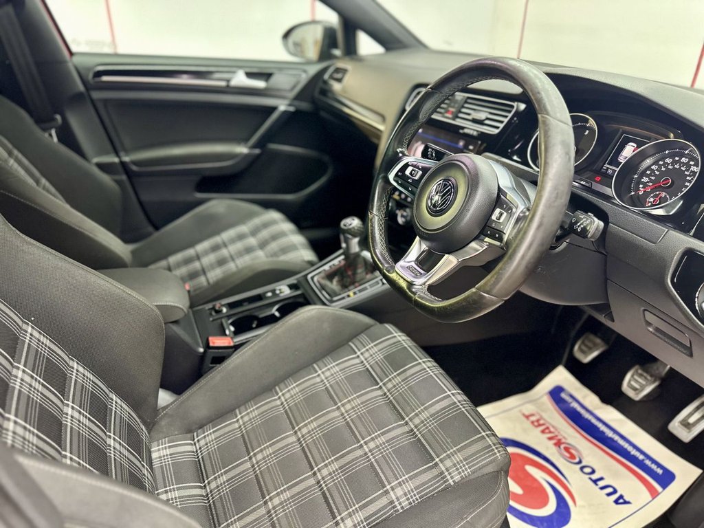 Used Volkswagen Golf 2016 for sale - 76372468: Photo 20