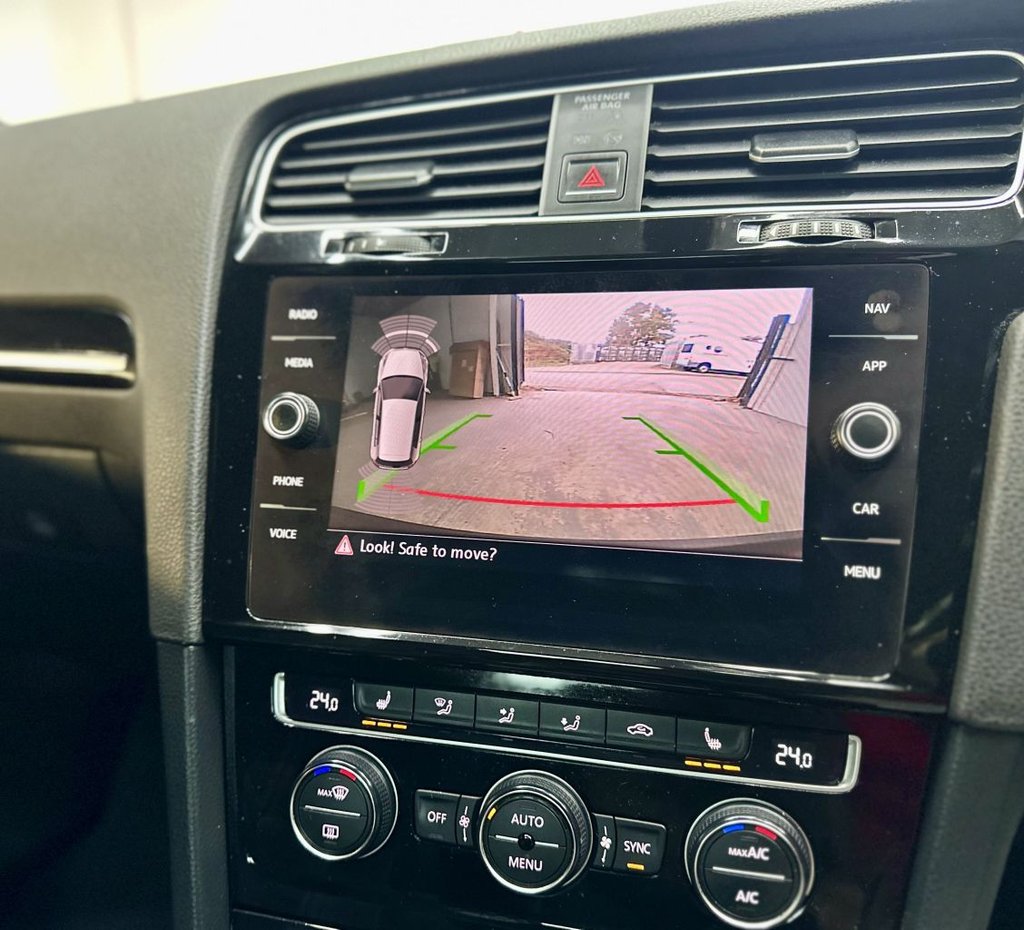 Used Volkswagen Golf 2016 for sale - 76372468: Photo 32