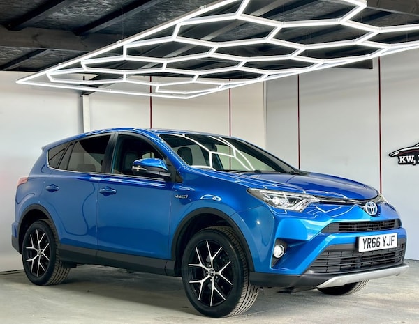 Used Toyota RAV4 2016 for sale - 75565062: Photo 1