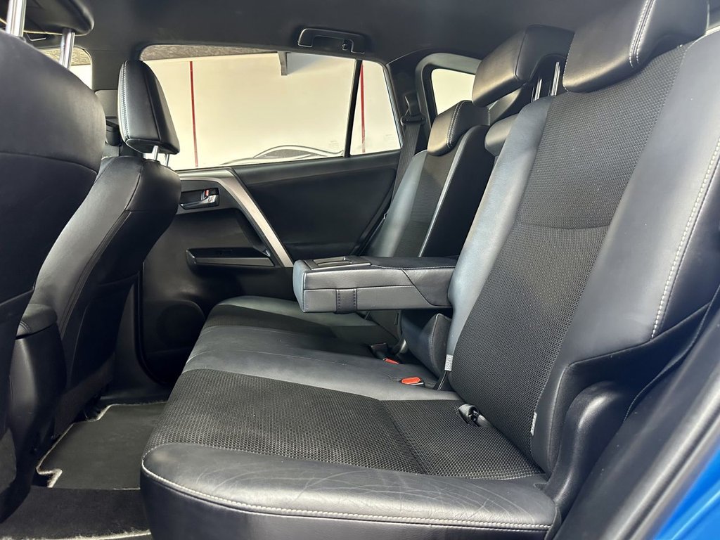 Used Toyota RAV4 2016 for sale - 75565062: Photo 45