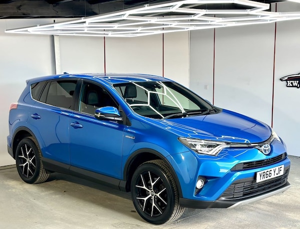 Used Toyota RAV4 2016 for sale - 75565062: Photo 4