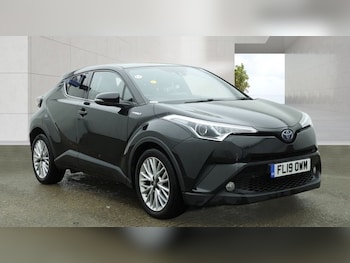 Used Toyota C-HR 2019 for sale - 78570199: Photo