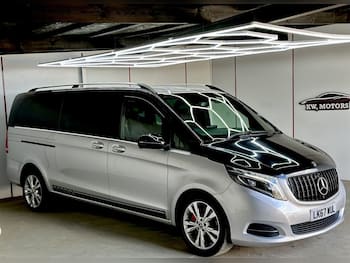 Used Mercedes-Benz V-Class 2017 for sale - 79871547: Photo