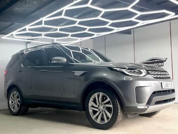Used Land Rover Discovery 2018 for sale - 79738171: Photo