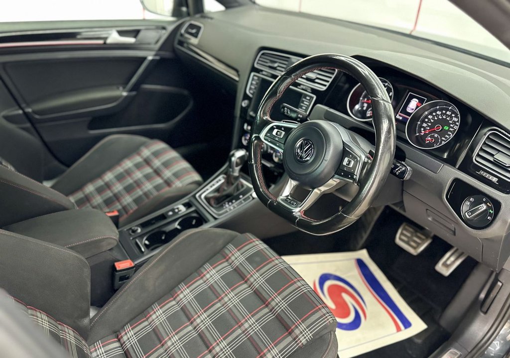 Used Volkswagen Golf 2016 for sale - 78181682: Photo 38