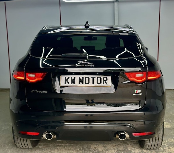 Used Jaguar F-Pace 2017 for sale - 75619504: Photo 12