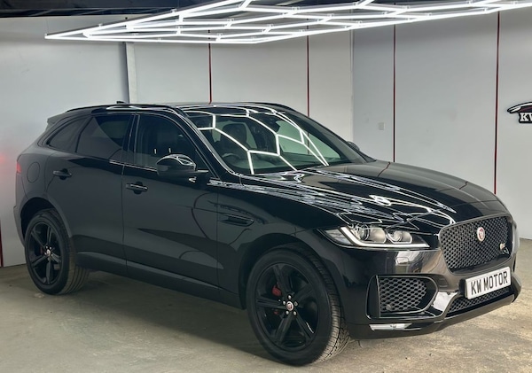Used Jaguar F-Pace 2017 for sale - 75619504: Photo 1