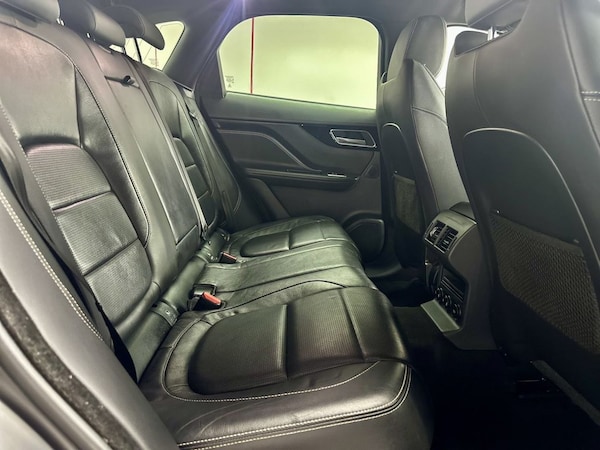Used Jaguar F-Pace 2017 for sale - 75619504: Photo 38
