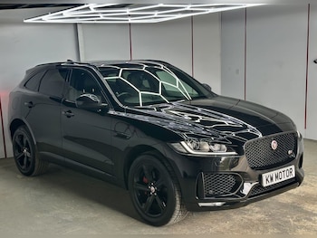 Used Jaguar F-Pace 2017 for sale - 75619504: Photo