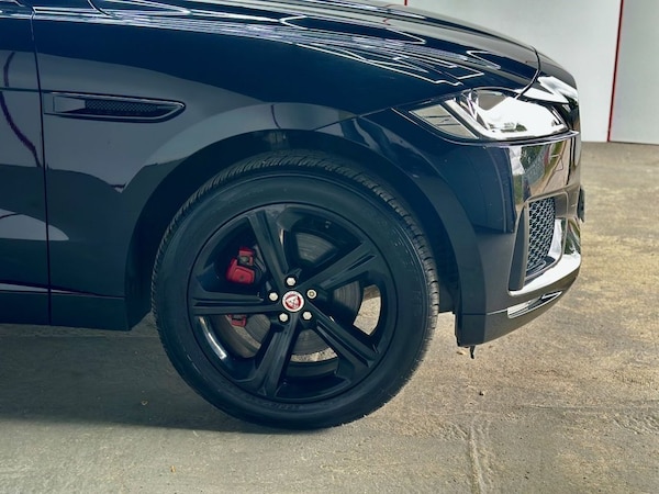 Used Jaguar F-Pace 2017 for sale - 75619504: Photo 45
