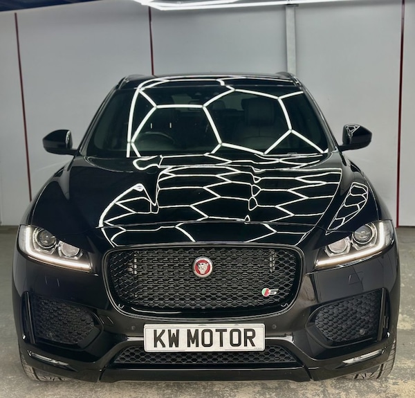 Used Jaguar F-Pace 2017 for sale - 75619504: Photo 5