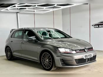 Used Volkswagen Golf 2017 for sale - 79695104: Photo