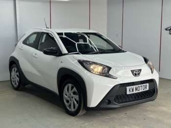 2024 (24) - 1.0 VVT-i Pure Hatchback 5dr Petrol Manual Euro 6 (s/s) (72 ps)