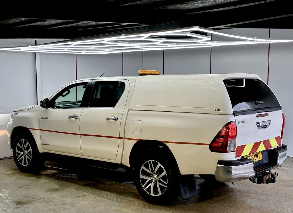 Used Toyota Hilux 2018 for sale - 77342090: Photo 16