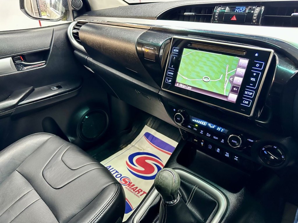 Used Toyota Hilux 2018 for sale - 77342090: Photo 37