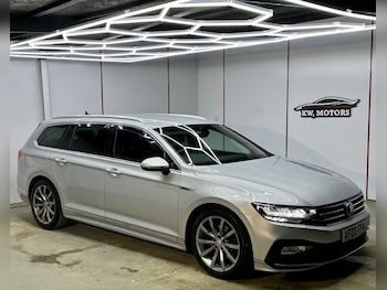 Used Volkswagen Passat 2020 for sale - 76973888: Photo