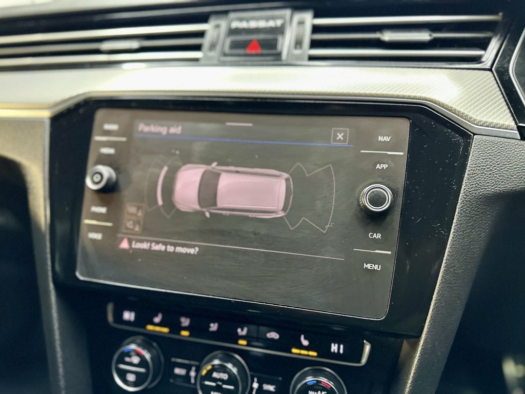 Used Volkswagen Passat 2020 for sale - 76973888: Photo 33