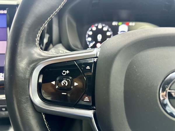 Used Volvo XC60 2021 for sale - 75716003: Photo 20
