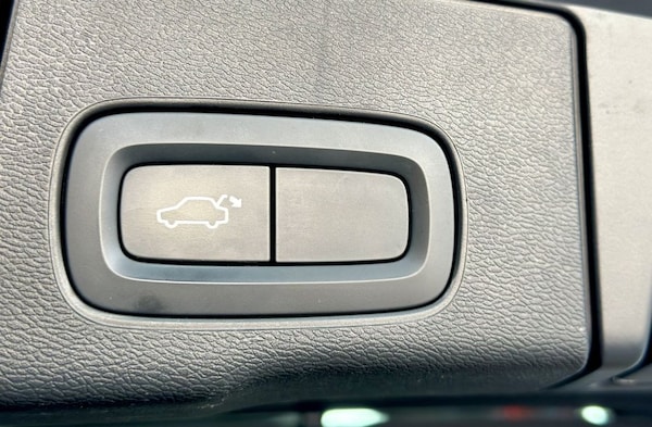 Used Volvo XC60 2021 for sale - 75716003: Photo 42