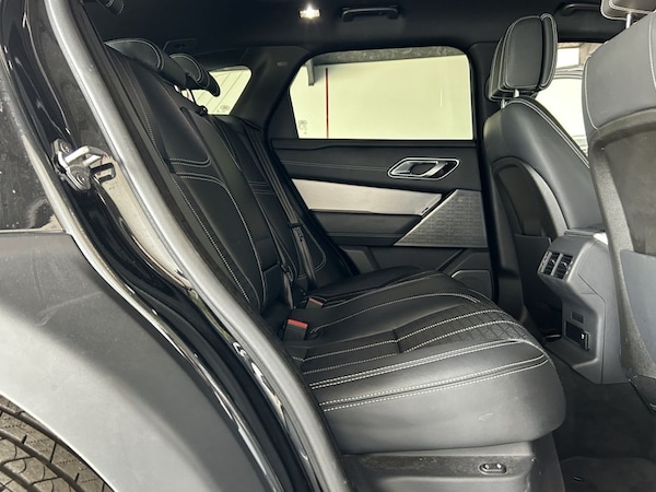 Used Land Rover Range Rover Velar 2017 for sale - 74424076: Photo 16